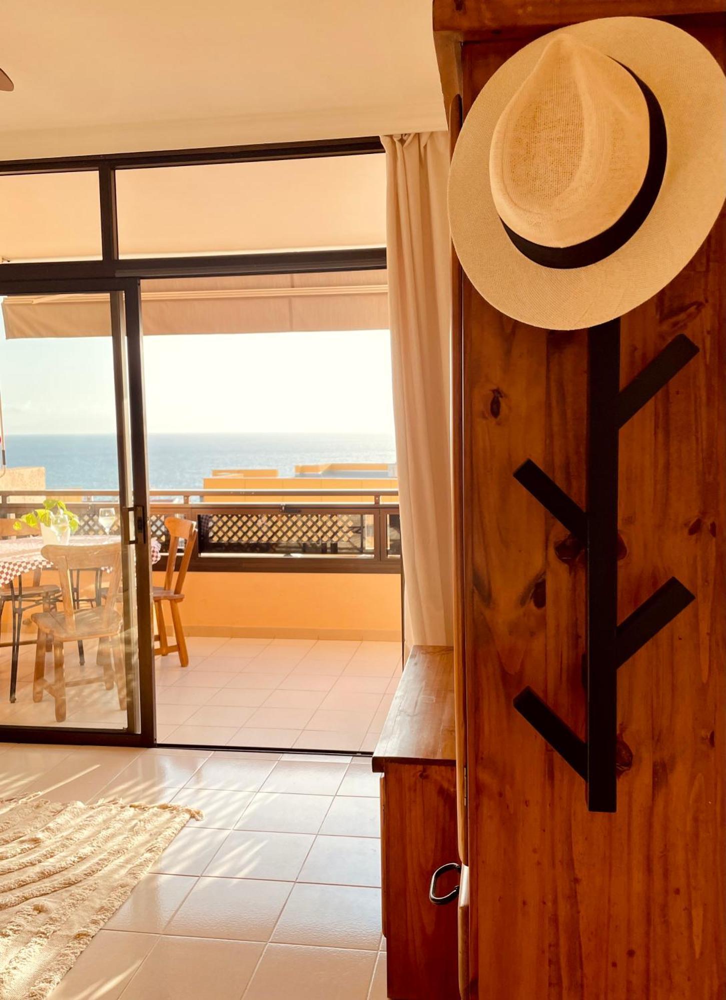 פוארטו דה סנטיאגו Casa Hugo - Ocean View, Quiet Pool, Fibre Net, Los Gigantes מראה חיצוני תמונה