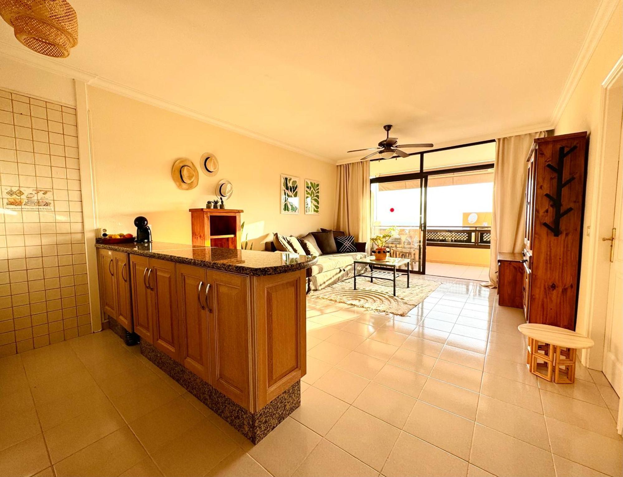 פוארטו דה סנטיאגו Casa Hugo - Ocean View, Quiet Pool, Fibre Net, Los Gigantes מראה חיצוני תמונה